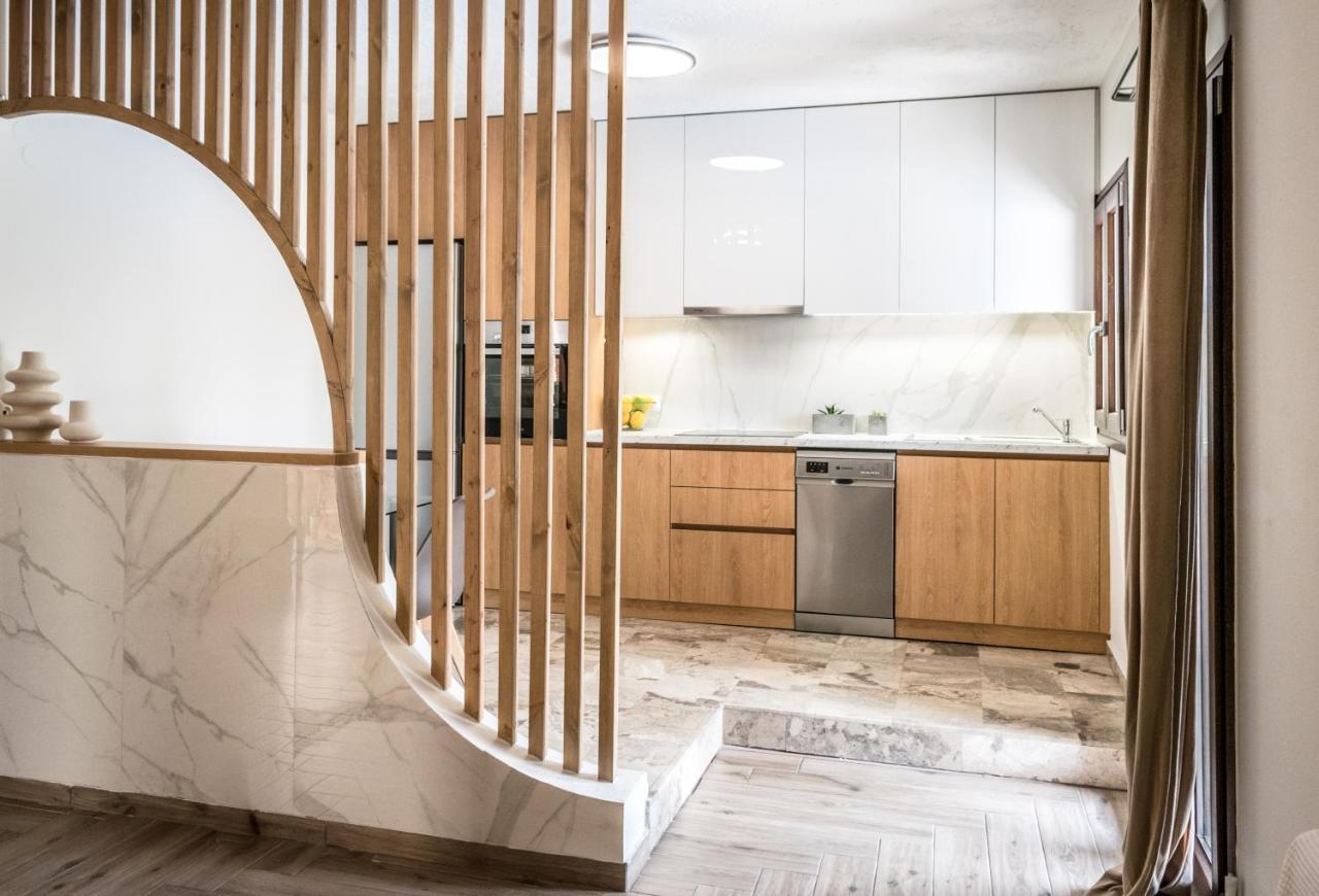 Niriides Luxury Villas ヘルソニソス エクステリア 写真