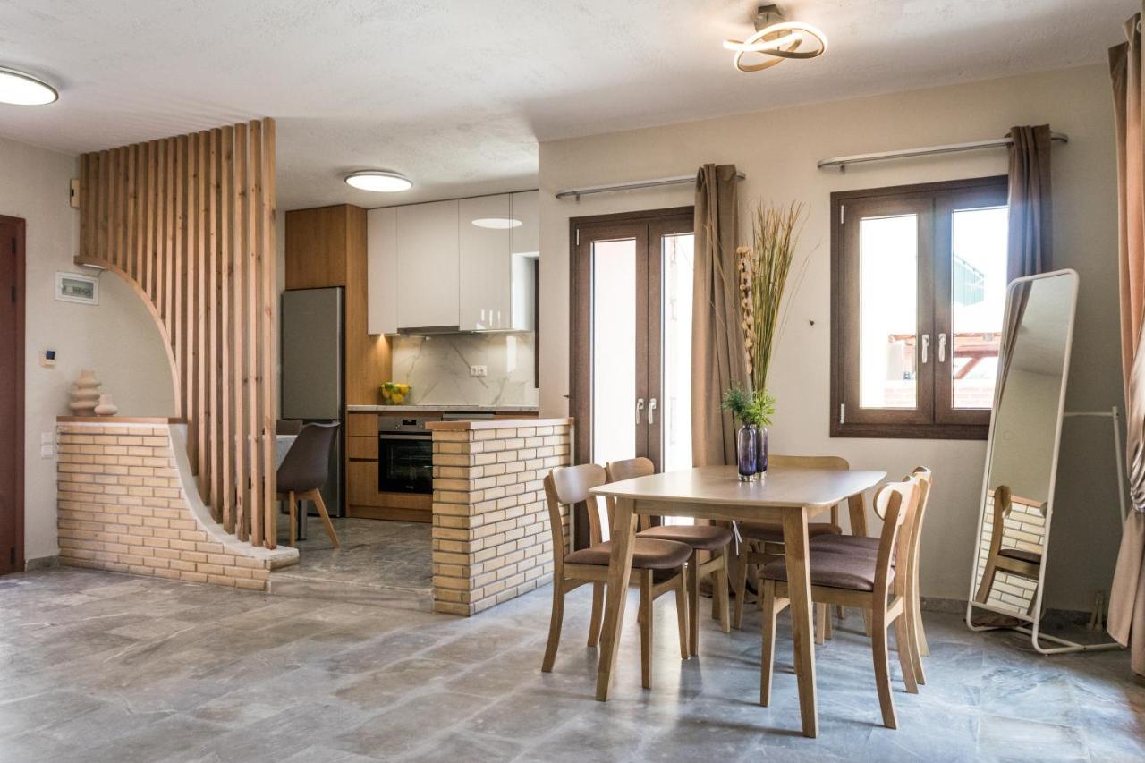 Niriides Luxury Villas ヘルソニソス エクステリア 写真