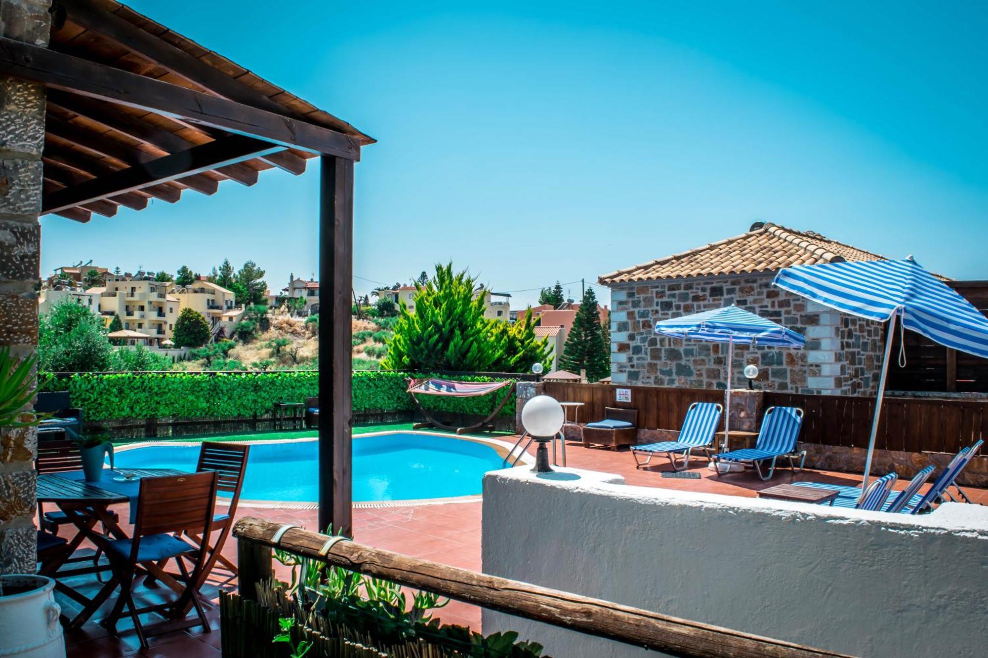Niriides Luxury Villas ヘルソニソス エクステリア 写真