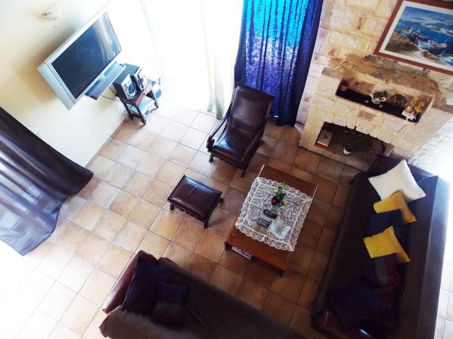 Niriides Luxury Villas ヘルソニソス エクステリア 写真